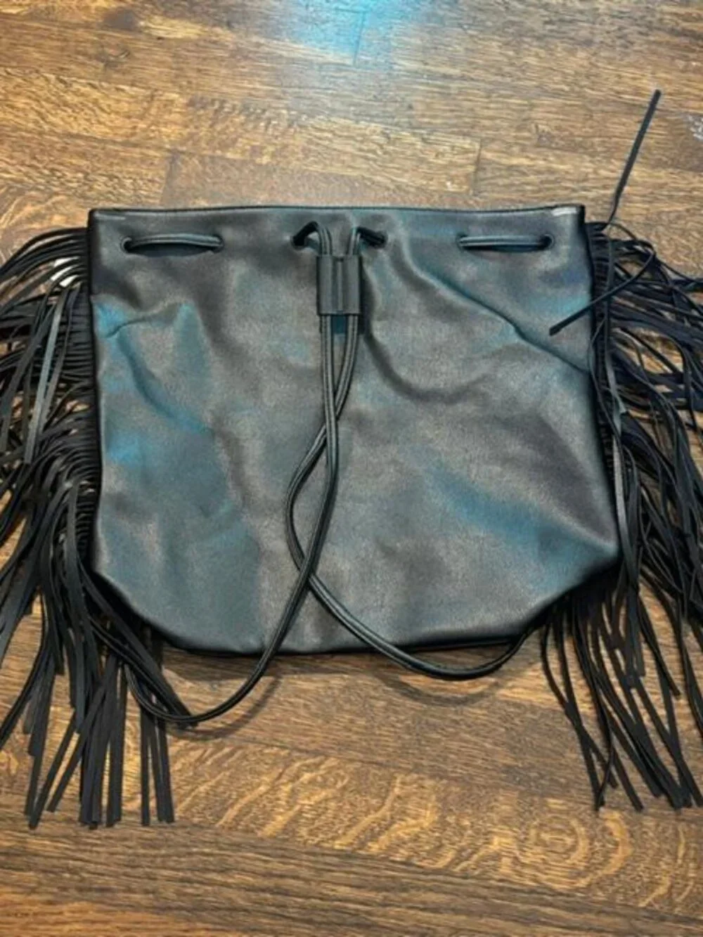 NWT Victoria's Secret VS Faux Black Pebble Leather Draw String Fringe Backpack - Picture 2 of 4